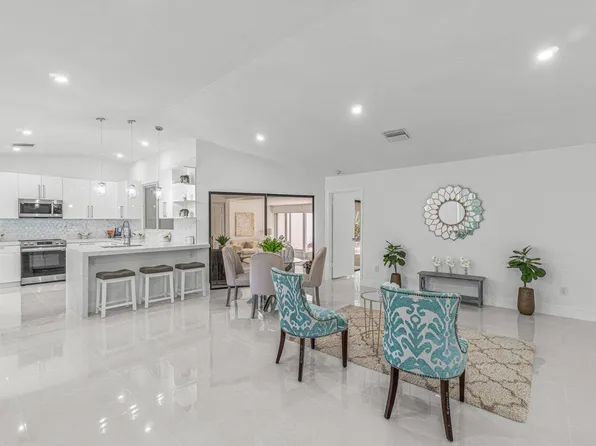 1350 NW 24th Avenue, Delray Beach, FL 33445