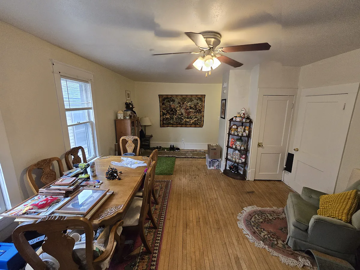 Building Photo - 2448 N Fratney St #1