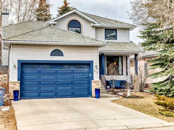 219 W Hawkstone Close NW, Calgary, AB T3G 3P3