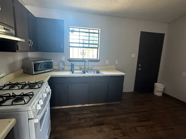 1320 E Estes Ave, Midland, TX 79701