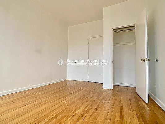 4th image of 920 Amsterdam Ave #65