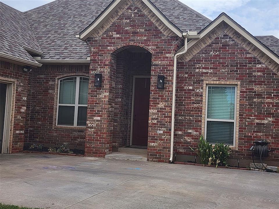 1st image of 928 County Street 2932