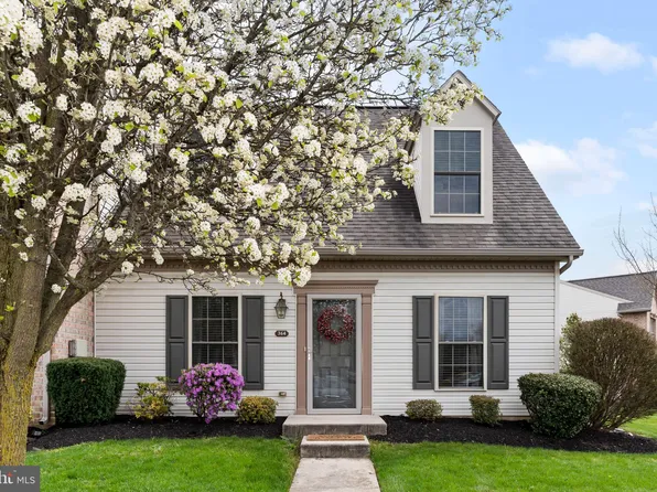 364 Melbourne Ln, Mechanicsburg, PA 17055