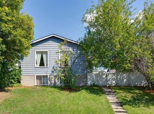 3556 NW 33rd St SE, Calgary, AB T2B 2C2