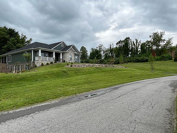 2nd image of 1840 Westminster Ct