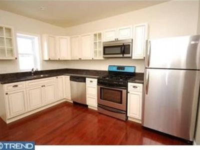 1932 Carpenter St, Philadelphia, PA, 19146