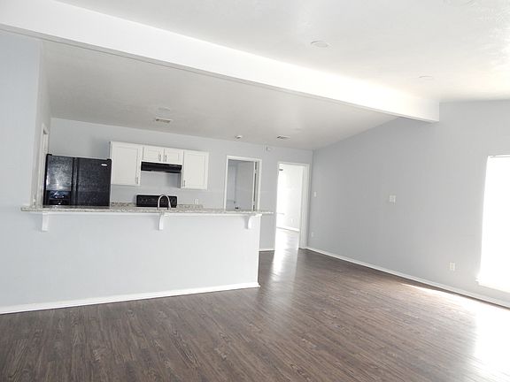3rd image of 1491 Brook Meadow Cir
