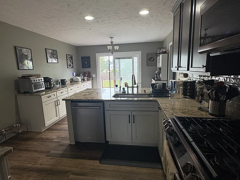 36 Teak Wood Ct — Photo 17