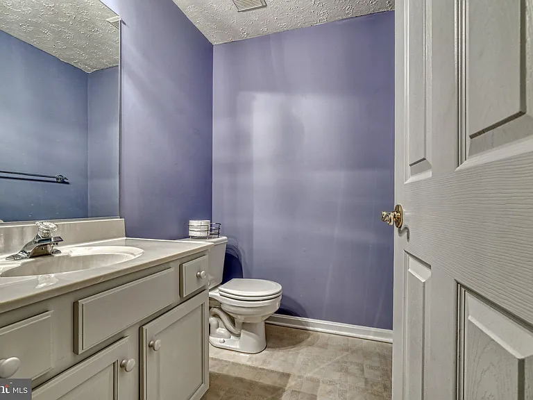 206 Colgate Dr — Photo 30