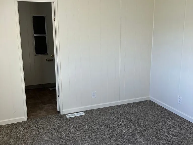 4550 SW 5th Ave — Photo 21