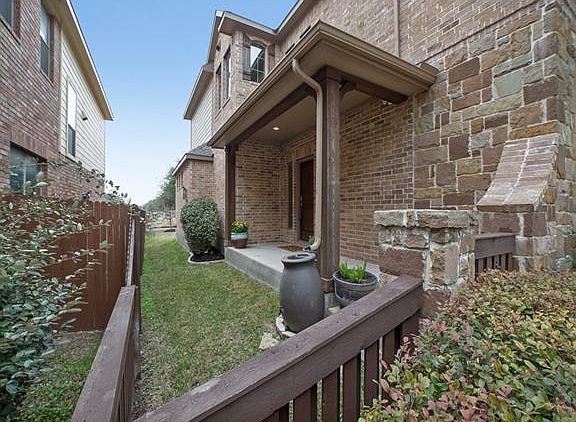 2nd image of 3320 Pine Needle Cir