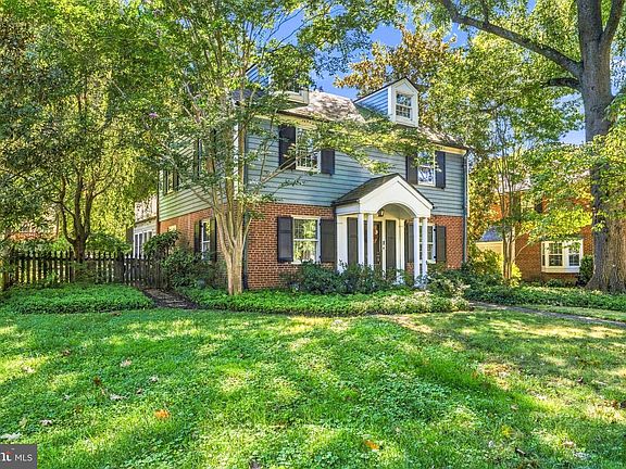 2nd image of 5419 Springlake Way