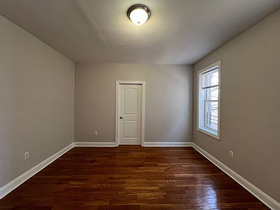5th image of 3149 Kennedy Blvd APT 3