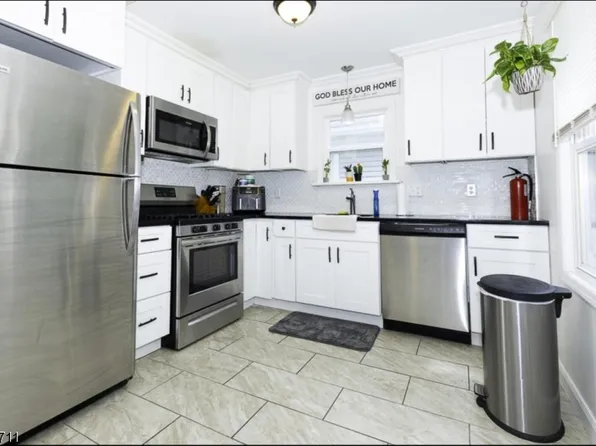 34 Wildwood Rd, Jefferson Twp., NJ 07438