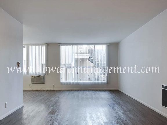 5th image of 11683 Goshen Ave #108