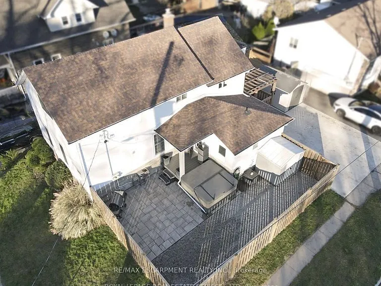 32 Rodman St #MAIN — Photo 9