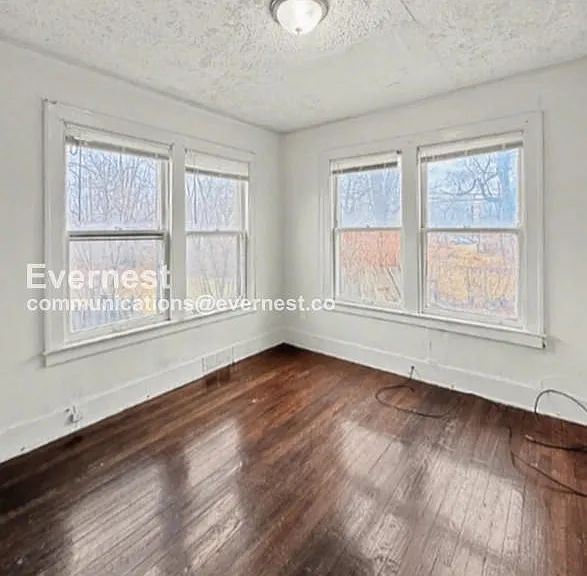 11391 Belleterre Ave #1S — Photo 16