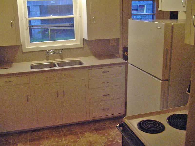 2nd image of 421 5th St