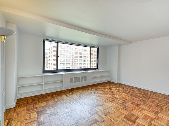 4th image of 1011 Arlington Blvd APT 616