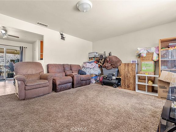 2nd image of 530 E Mountain View St
