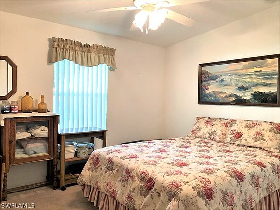 5th image of 930 Yacht Club Way NW