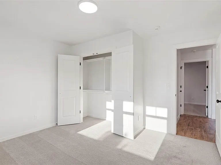 5008 Misty Wood Ln — Photo 25