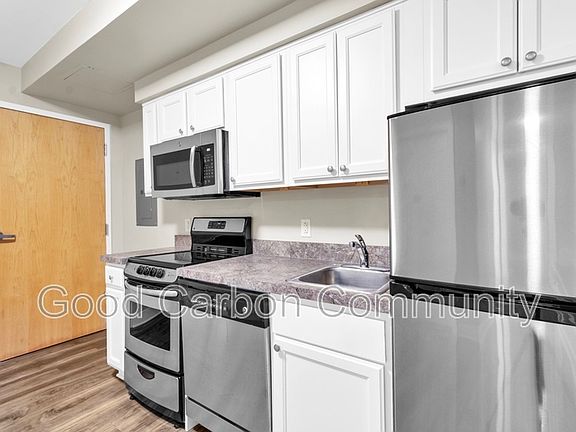 2nd image of 2136 Main St APT B103