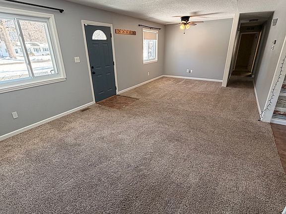 2nd image of 28364 Relda Dr
