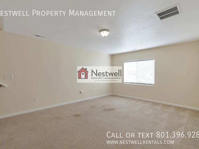 6838 W Grevillea Ln — Photo 3