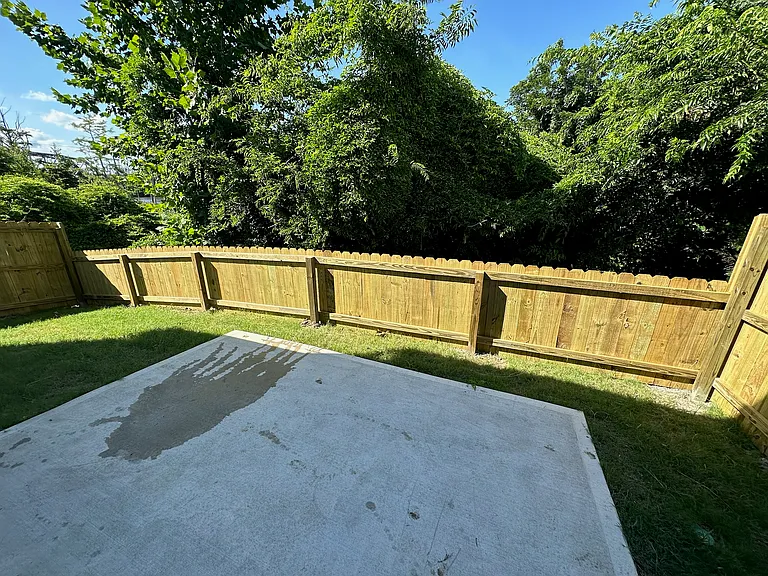 1317 Creekfront Dr — Photo 31