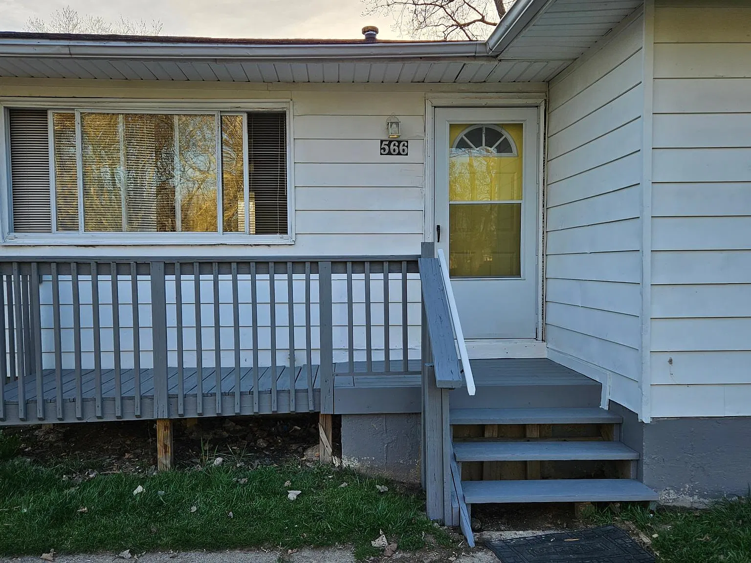 4 bed, 1.5 bath, 1170 sqft, $1,600 — Photo 3