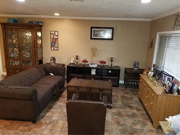 4th image of 10431 Telfair Ave