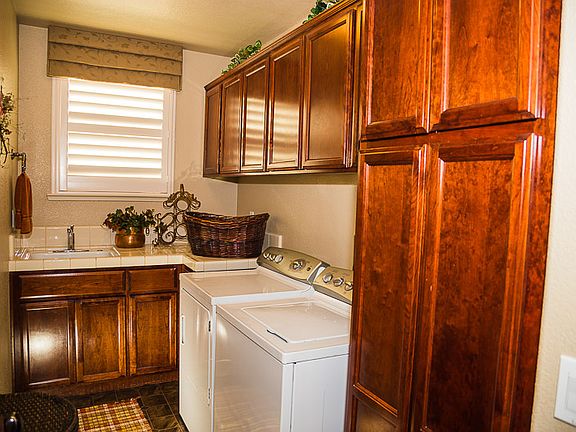 5th image of 4304 E Monte Vista Ave