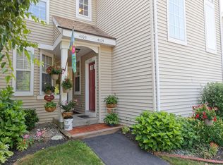 4109 Foxwood Dr S, Clifton Park, NY 12065