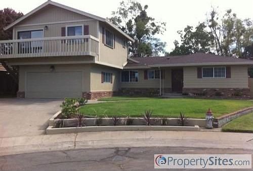 1st image of 48 Manley Ct