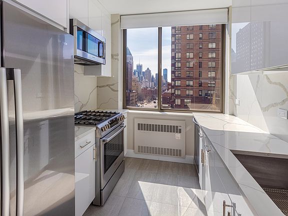 3rd image of 2 Columbus Ave APT 8C