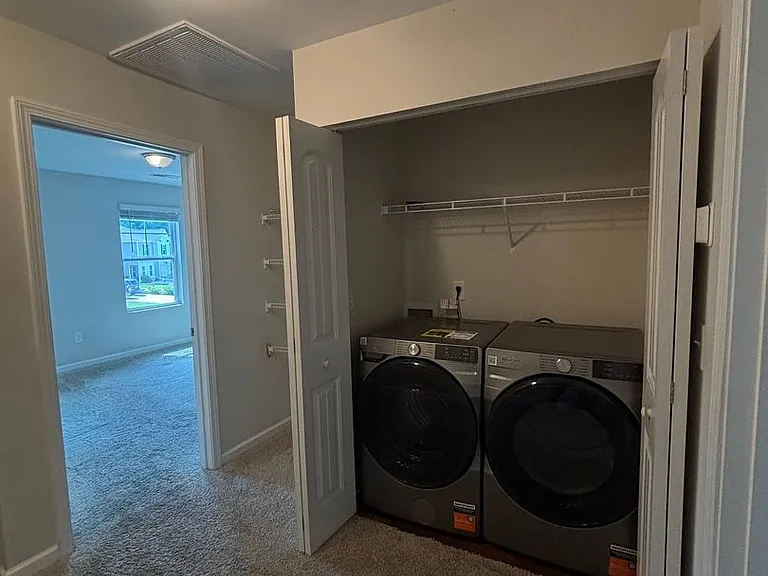 125 Adger Rd — Photo 16