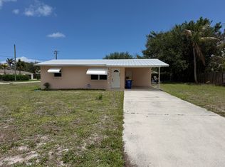 9162 SE Pomona St, Hobe Sound, FL 33455