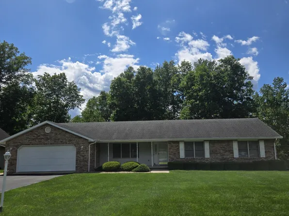 53 Dallas Dr, North Vernon, IN 47265