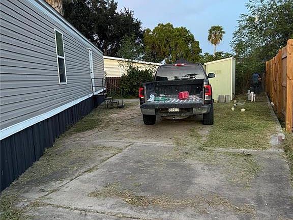 2nd image of 736 Augusta Dr