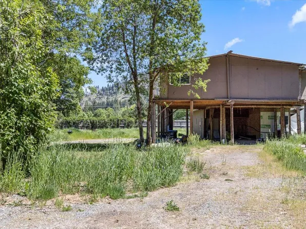 294 Thompson Creek Rd, Selma, OR 97538
