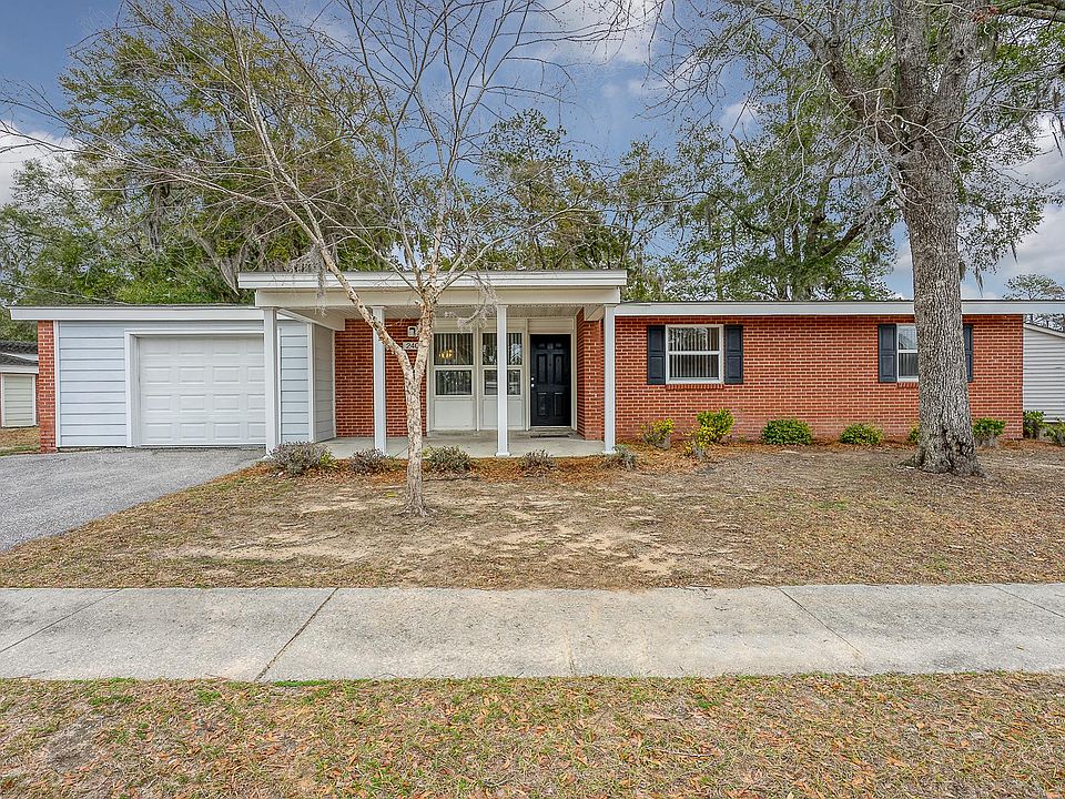 Available in 2, 3 and 4-bedroom units with 1 car garage