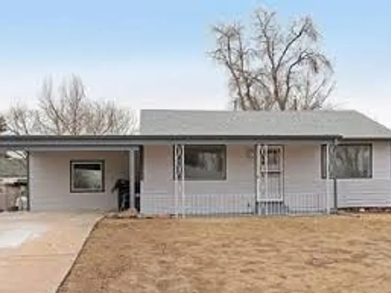 1825 S Yuma St — Photo 1