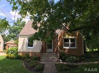 503 W Sunset Dr, Eureka, IL