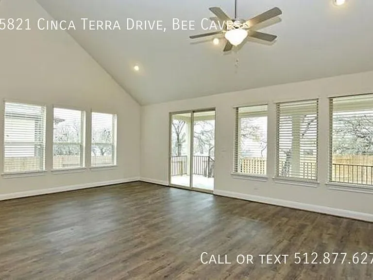 15821 Cinca Terra Dr — Photo 8