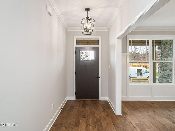 4th image of 8902 Twisted Willow Ln
