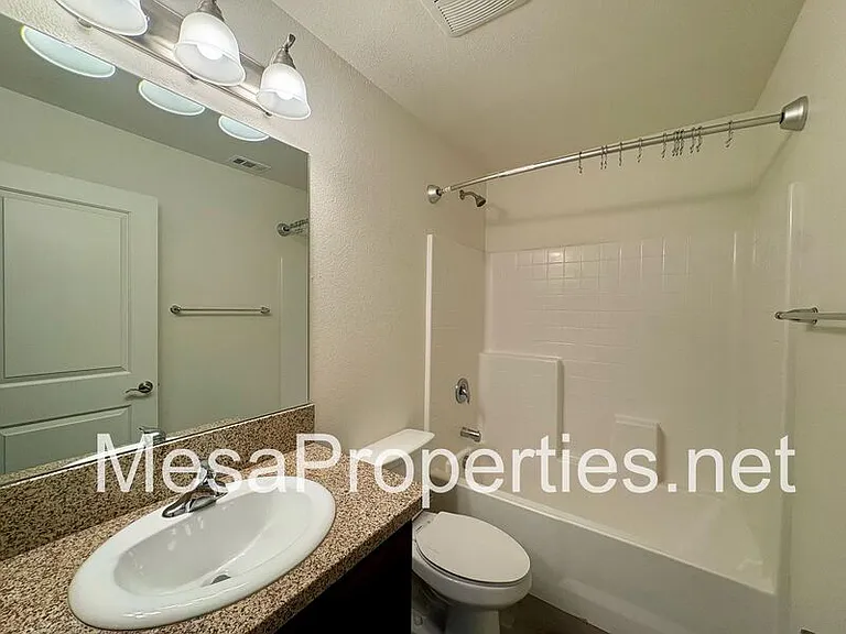 9550 Tamarisk Ave #127 — Photo 10