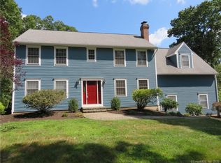 9 Hunting Ridge Rd, Hamden, CT 06518