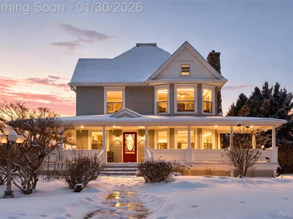 1684 W Leonard Rd, Leonard, MI 48367