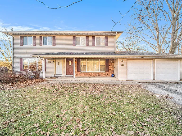 2538 Texel Dr N — Photo 10